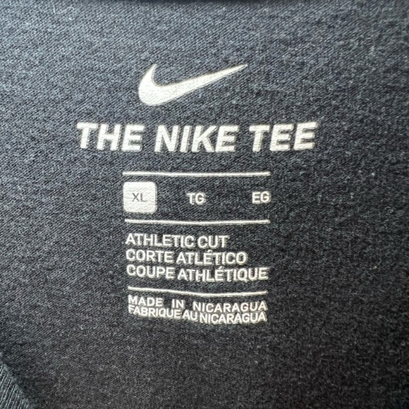 Nike Athletic Fit Graphic The Nike T-Shirt Black Short Sleeve Swoosh Men's Sz XL - Picture 6 of 8